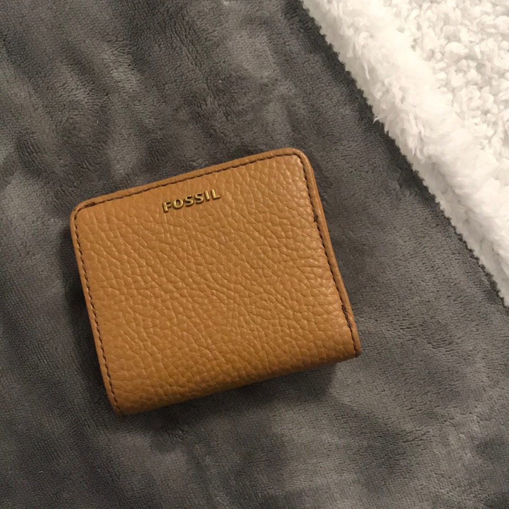 Fossil Wallet